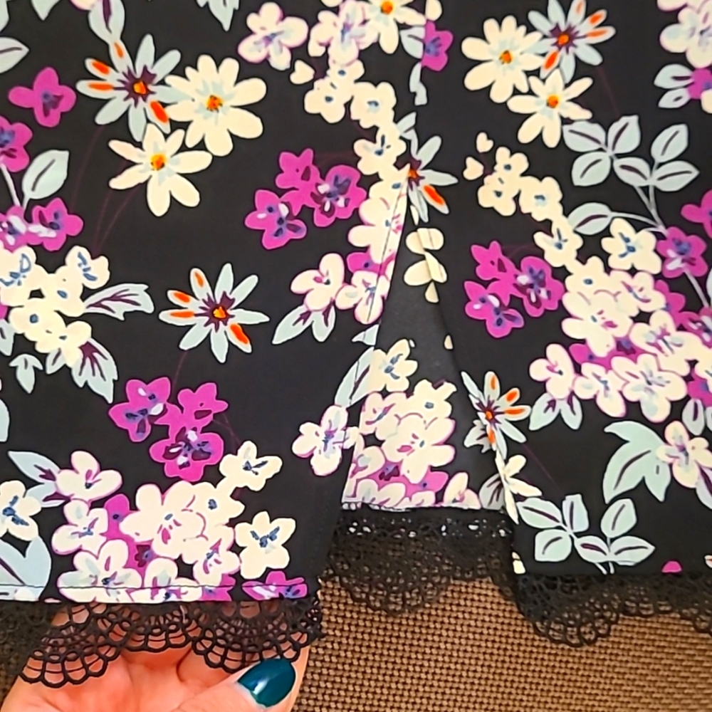 Express Dress - Picture 4 of 4